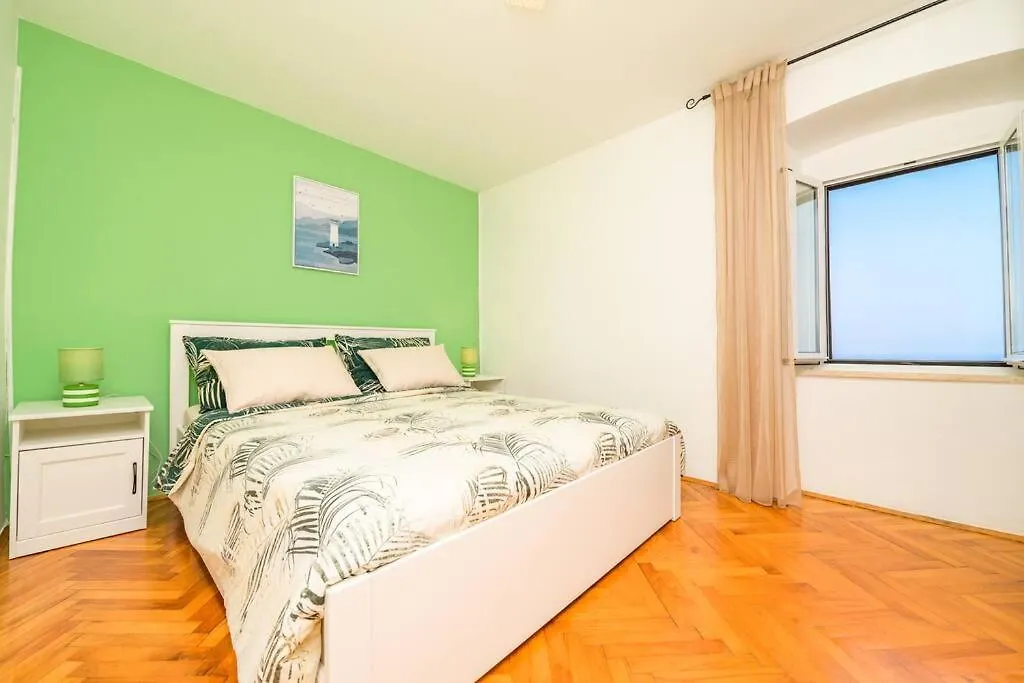 Vila House Casa Nori Ustrine