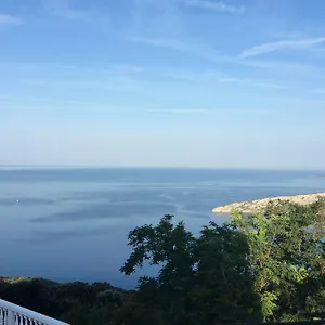 Appartamento Apartman, Ustrine