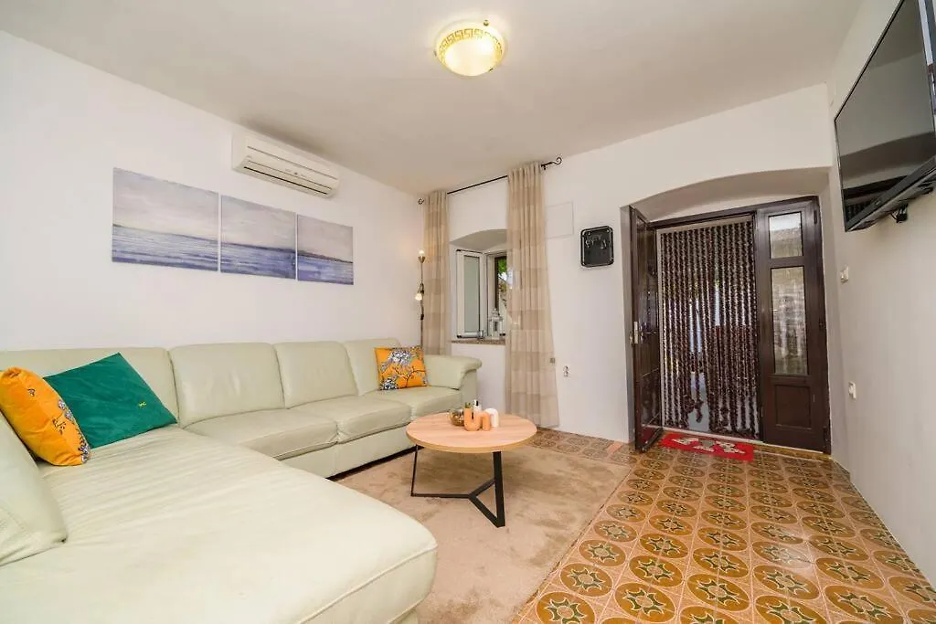 Holiday home House Casa Nori Villa Ustrine Croatia