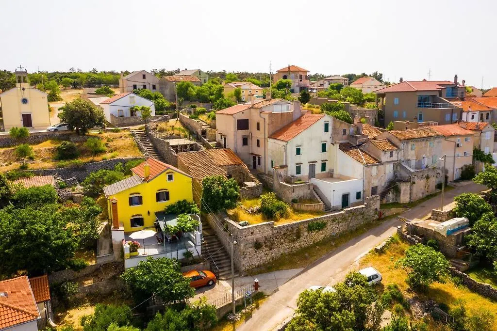 House Casa Nori Villa Ustrine Holiday home